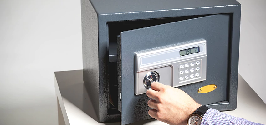 Jewelry Safe Unlocking Service in Montclair, California